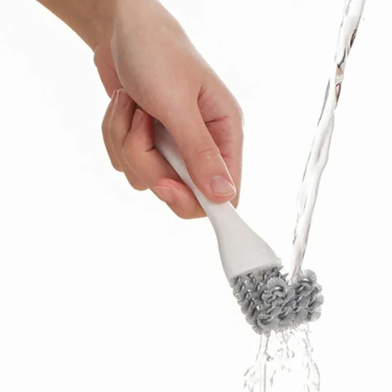 2-in-1 V-Shaped Grill Brush with Scraper