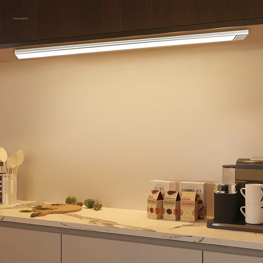 Slim Motion Sensor Light with Adjustable Color Temperature and Magnetic Mount