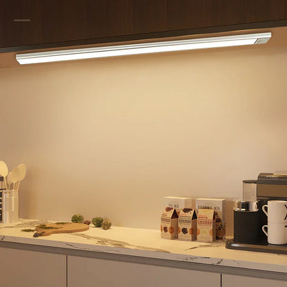Slim Motion Sensor Light with Adjustable Color Temperature and Magnetic Mount