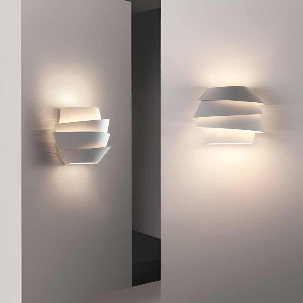 Dual-Head Iron Wall Lamp with E27 LED Sockets and Warm Light