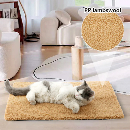 Self-Heating Pet Pad for Dogs and Cats, Soft Faux Fur, Portable and Washable Mat
