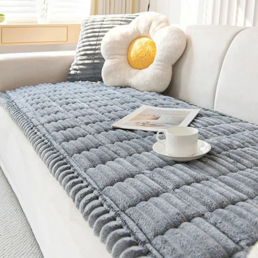Polyester Sofa Slipcover with Textured Grip Backing and Machine Washable Fabric