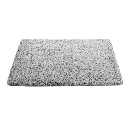 Self-Heating Pet Pad for Dogs and Cats, Soft Faux Fur, Portable and Washable Mat