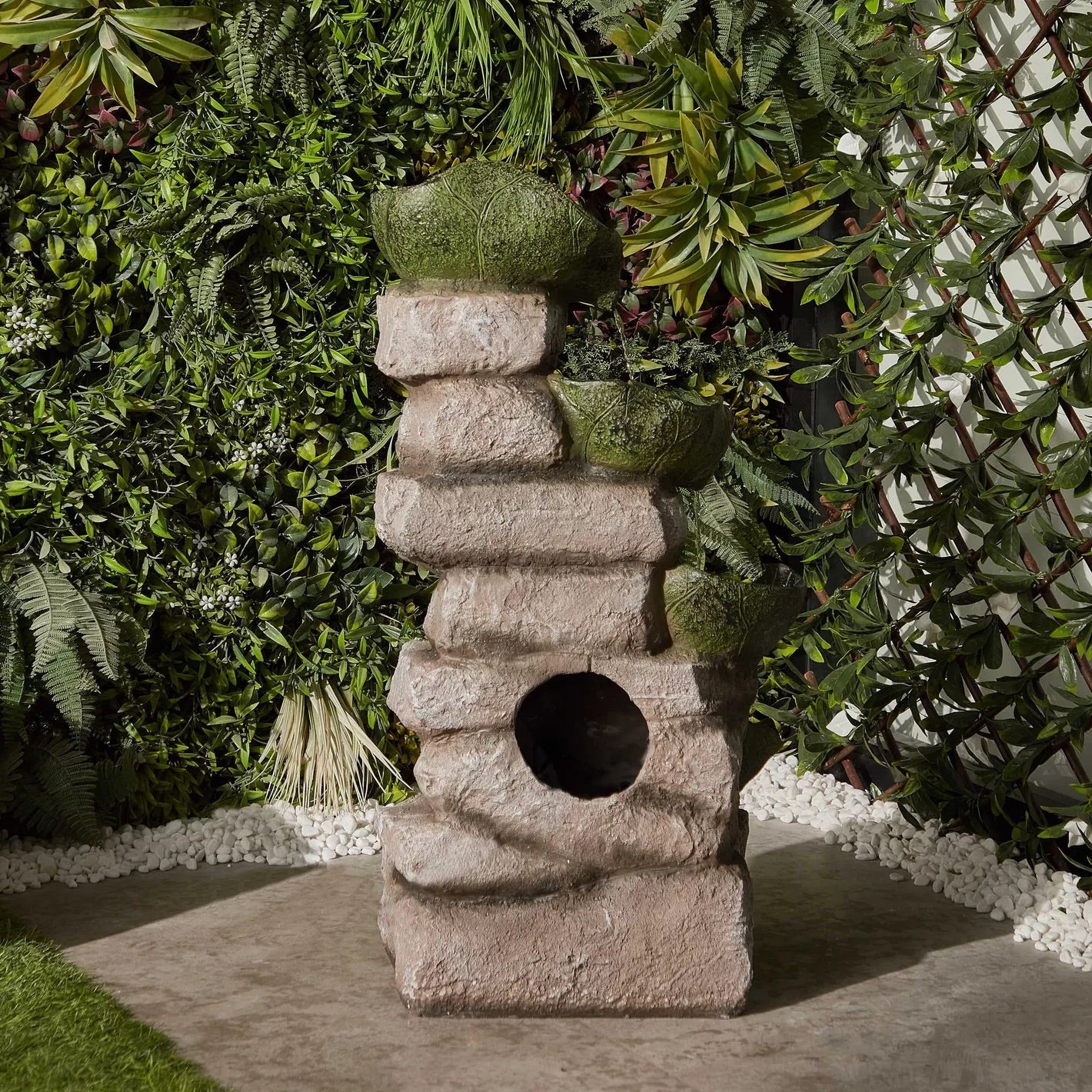 Rocky Leaf Water Fountain - Polyresin