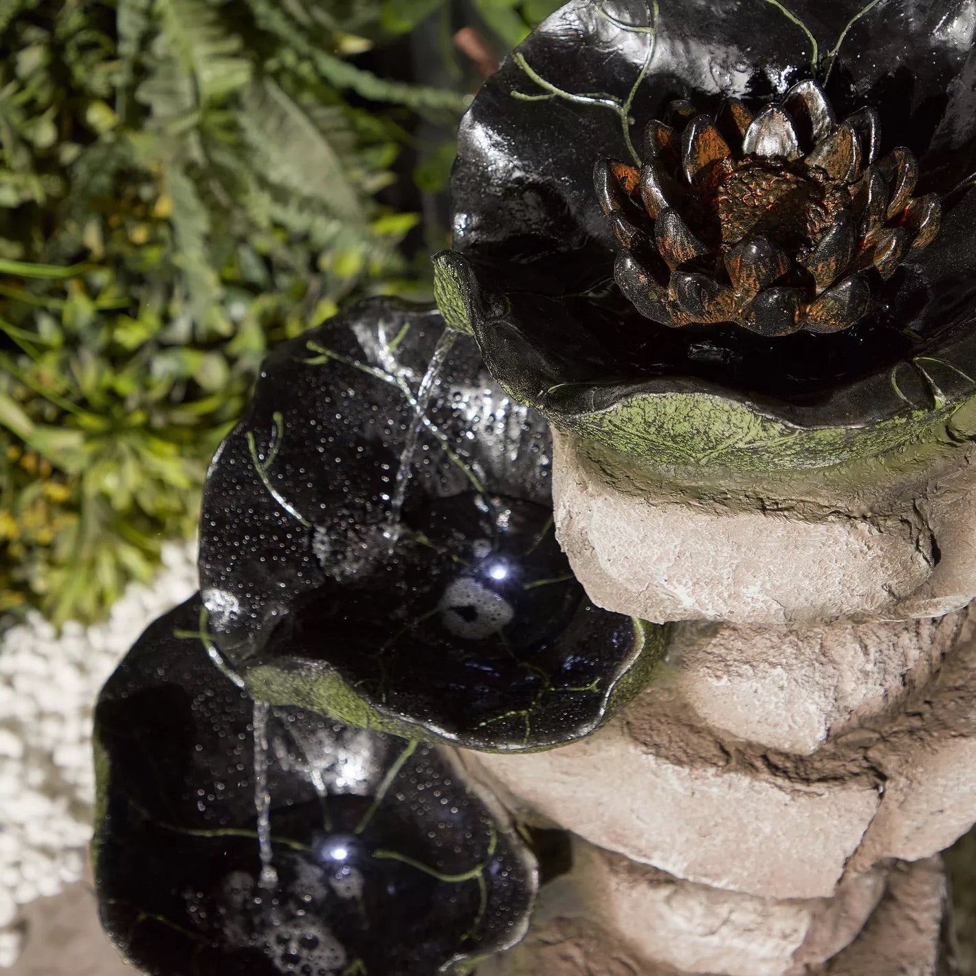Rocky Leaf Water Fountain - Polyresin